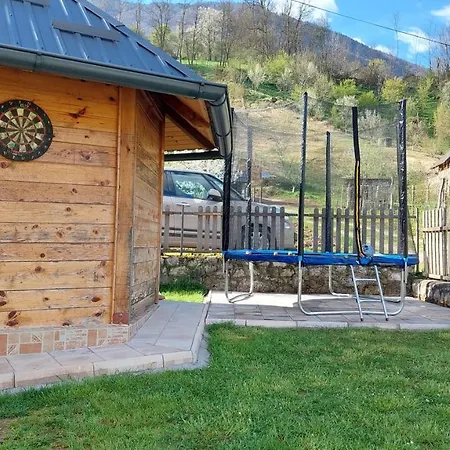 Vikendica Obradovic Holiday home Perucac