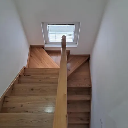 Vikendica Obradovic * Perucac