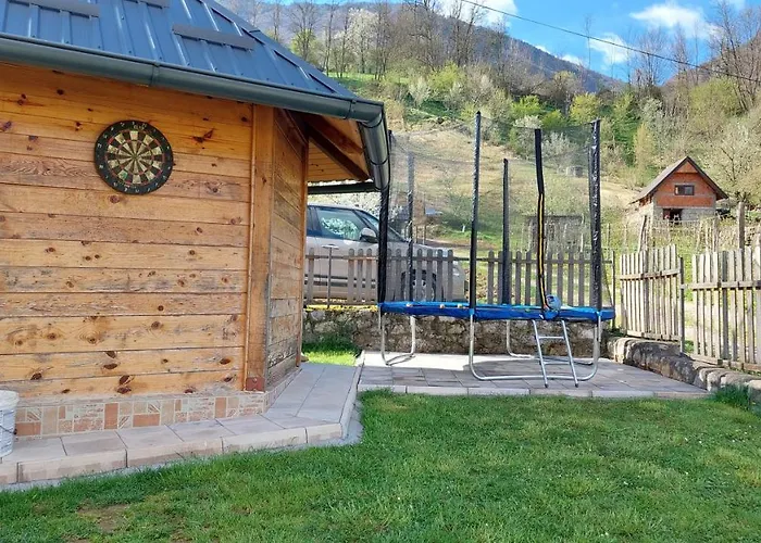 Vikendica Obradovic Feriehus Perucac